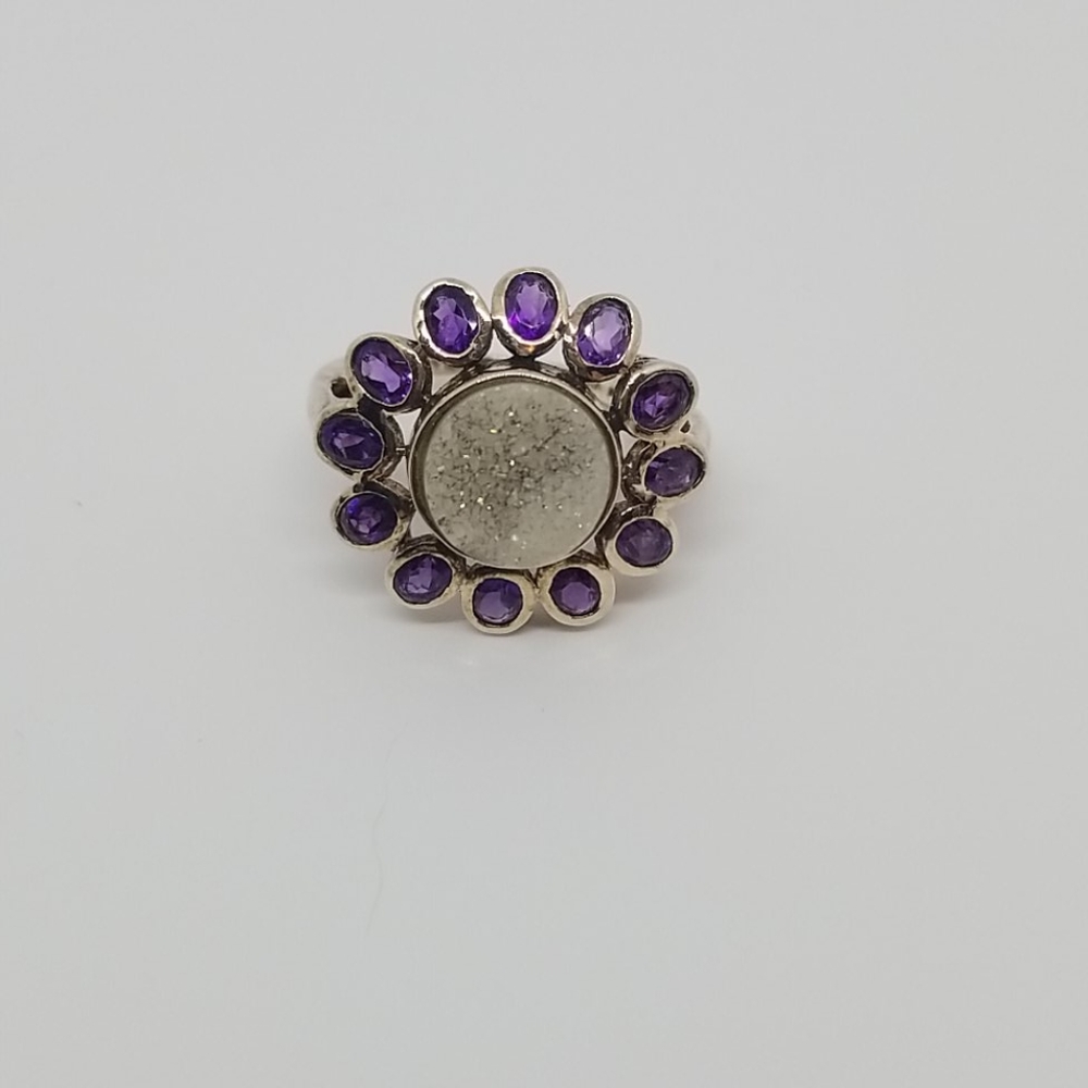 Amethyst and quartz ring